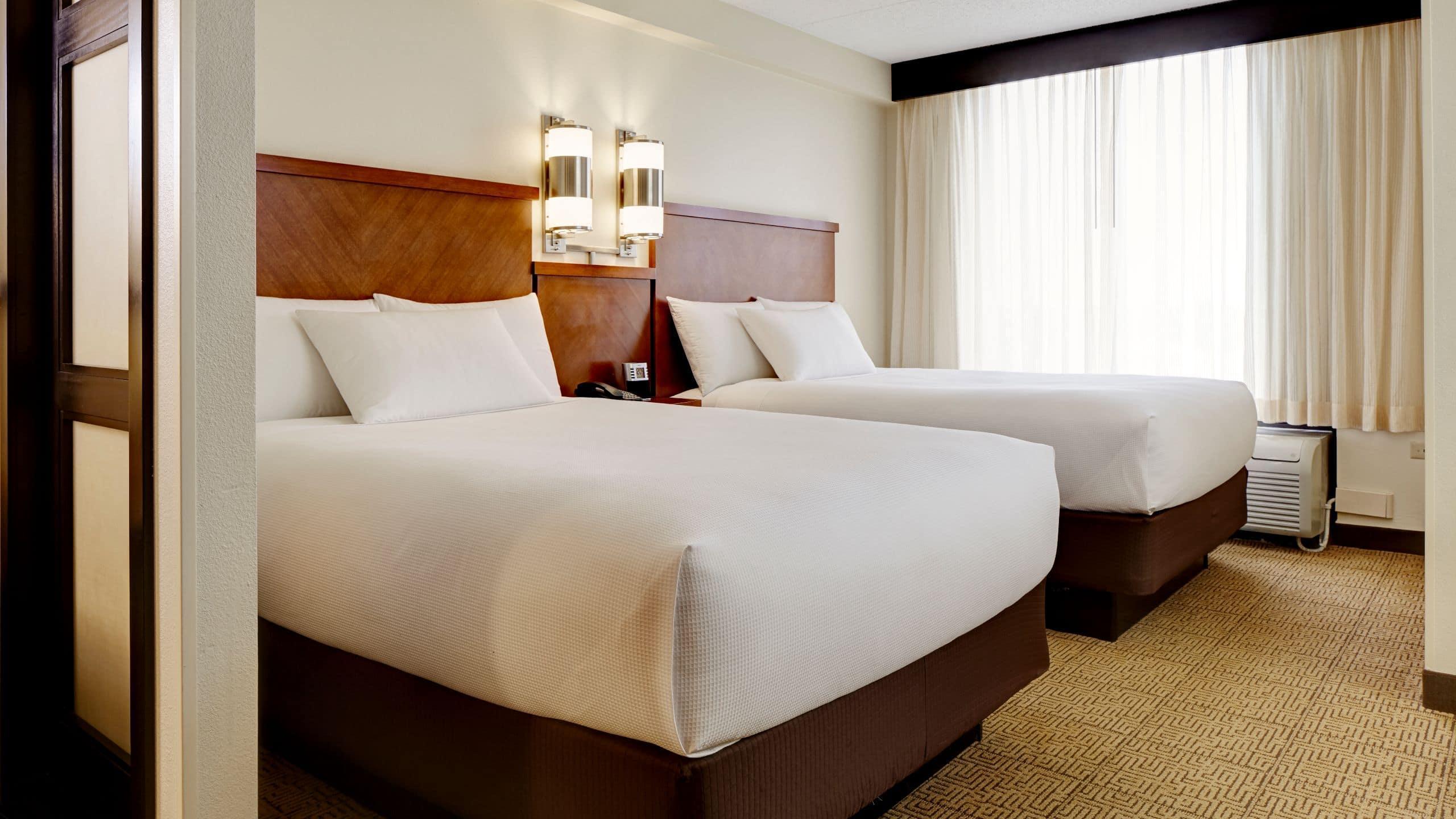 Comfort Suites Milwaukee West Екстер'єр фото