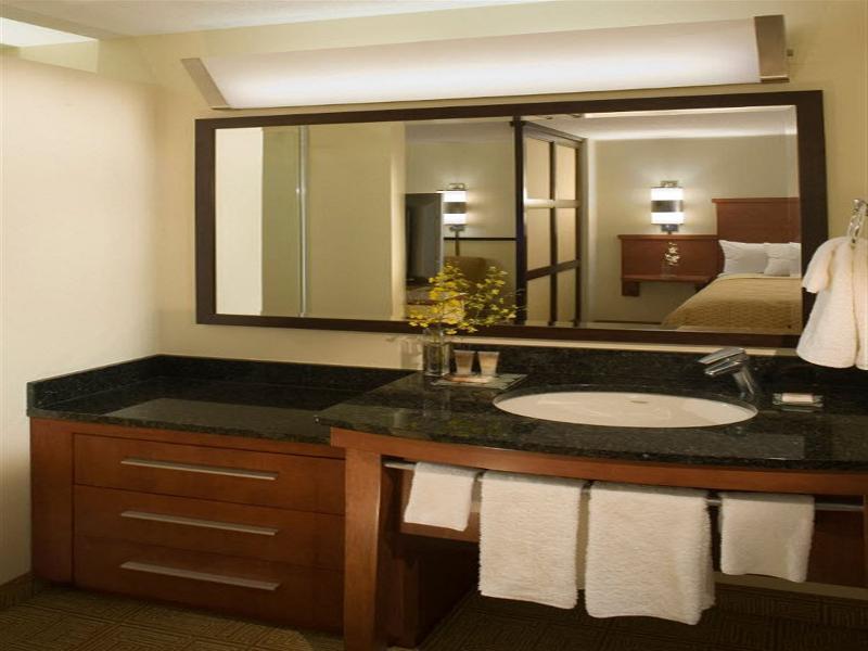 Comfort Suites Milwaukee West Інтер'єр фото